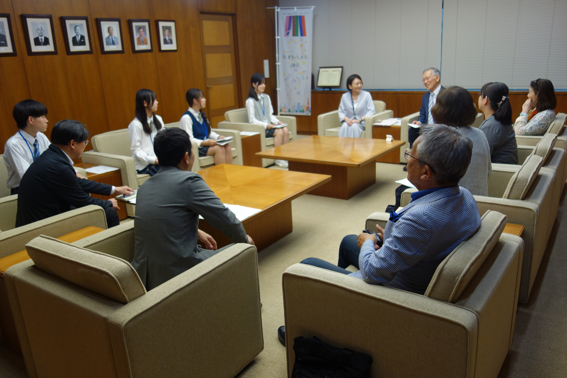 港区長訪問　写真１.JPG